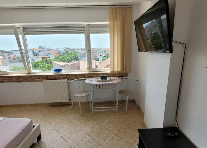 Cuibusor De Vara アパート *