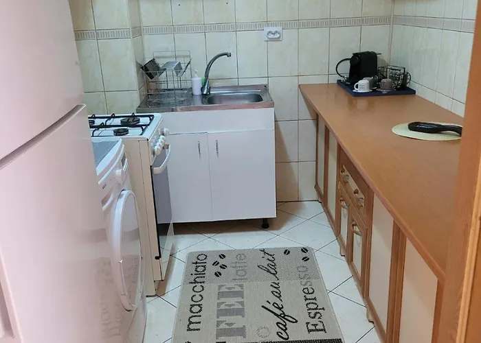 アパート Cuibusor De Vara